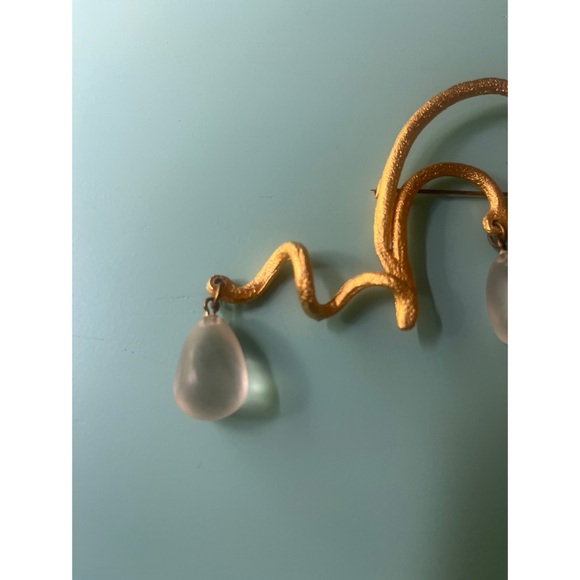 Signed Cecile Jeanne Paris Abstract, Gold Finish Brooch - Picture 3 of 6